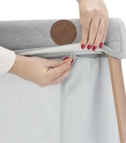 Maxi-Cosi Iris Campingbedje - Essential Grey -Babyproducten 1064x1200 5