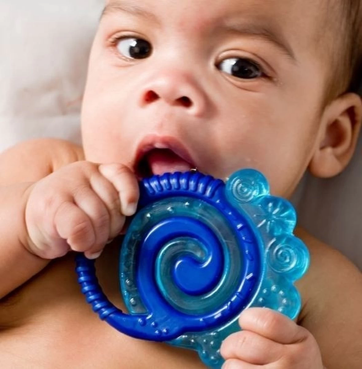 Difrax Combi Koel Bijtring - Donkerblauw/Geel 4 Difrax Combi Koel Bijtring - Donkerblauw/Geel - Afbeelding 2