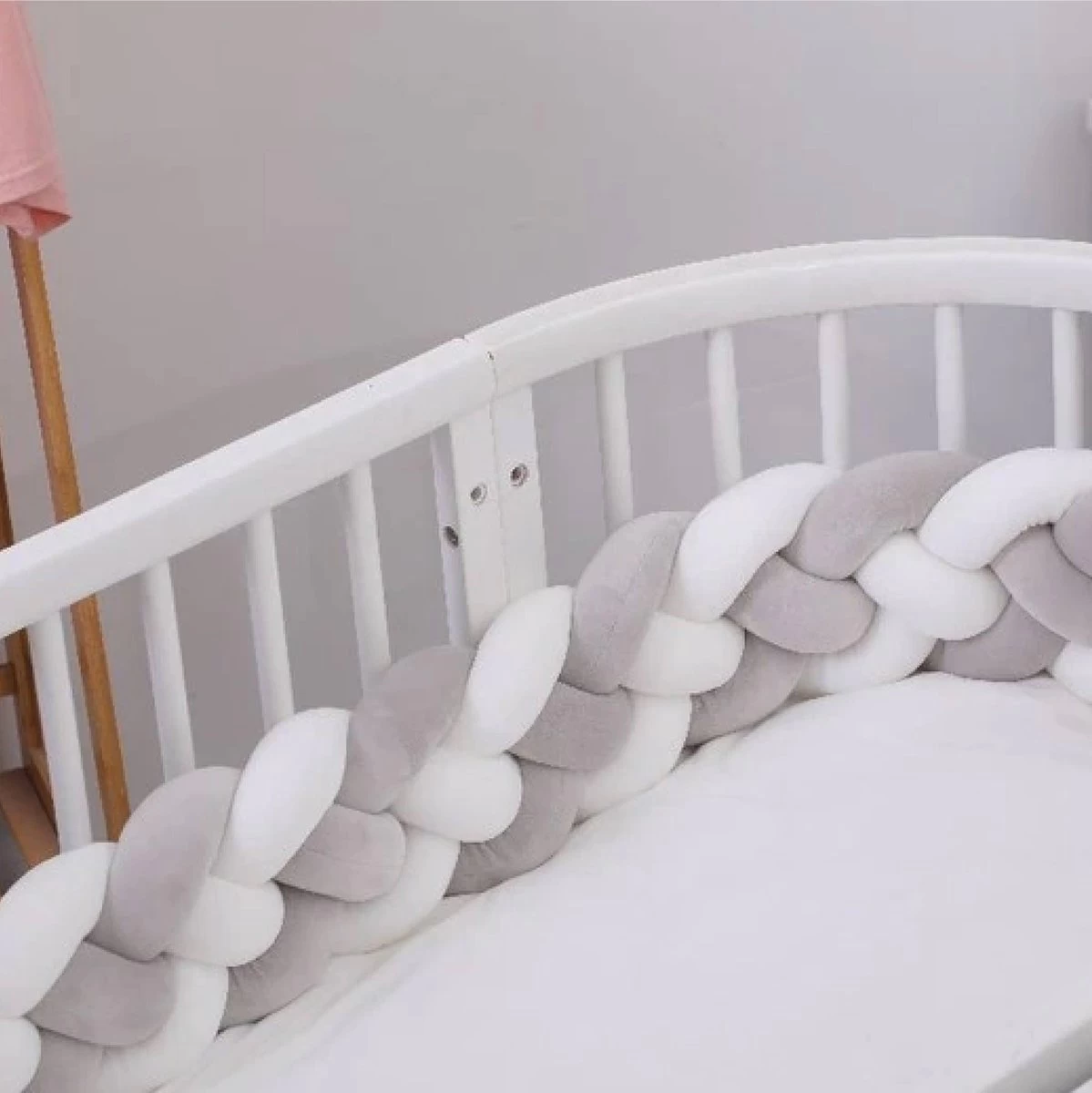 Bedbumper - Bedomrander - Bedbumper Ledikant - Bedbumper Gevlochten - Boxomrander - Babykamer Accessoires - 3 Meter - Katoen - Grijs/wit 6 Bedbumper - Bedomrander - Bedbumper Ledikant - Bedbumper Gevlochten - Boxomrander - Babykamer Accessoires - 3 Meter - Katoen - Grijs/wit - Afbeelding 4