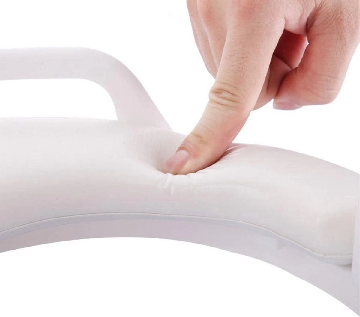 Universele Toiletbril Met Handvaten Voor Kinderen | Kinder Toiletzitje Toiletstoel | WC-bril Verkleiner Voor Peuters En Kleuters | Blauw LB-A23 4 Universele Toiletbril Met Handvaten Voor Kinderen | Kinder Toiletzitje Toiletstoel | WC-bril Verkleiner Voor Peuters En Kleuters | Blauw LB-A23 - Afbeelding 2