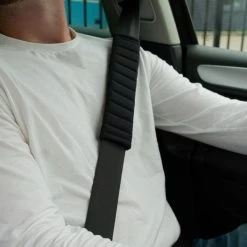 Hazlö Luxe Gordelhoezen - Auto Gordel Beschermer - Schouderhoezen - Gordelkussen - Gordel Beschermer - Gordelhoes - 2 Stuks - Zwart 12 Hazlö Luxe Gordelhoezen - Auto Gordel Beschermer - Schouderhoezen - Gordelkussen - Gordel Beschermer - Gordelhoes - 2 Stuks - Zwart -Babyproducten 1200x1200 1156