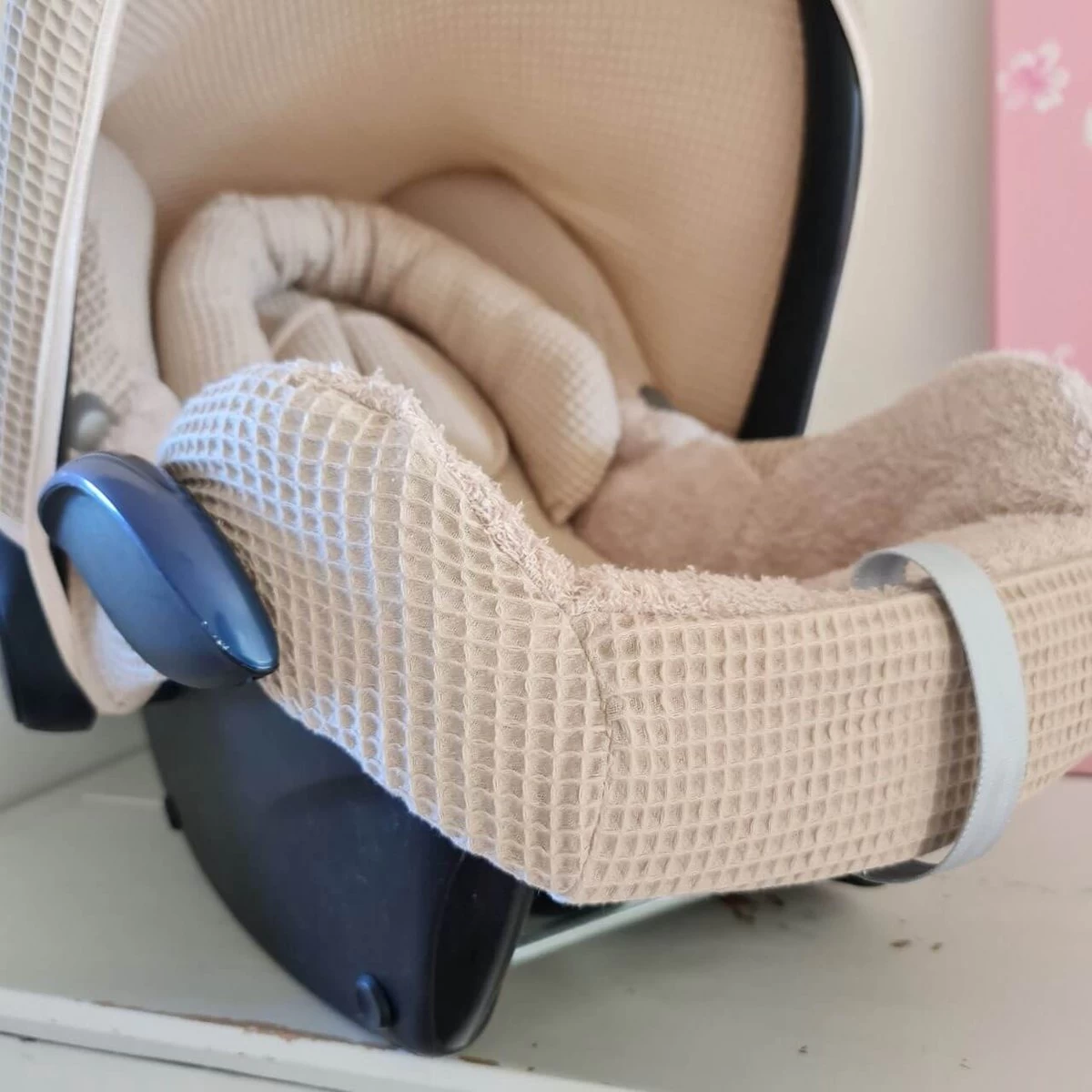 Wazzhappening - Maxi Cosi Hoes Set Bobbie - Karamel - Wafel - Badstof - Autostoelhoes 6 Wazzhappening - Maxi Cosi Hoes Set Bobbie - Karamel - Wafel - Badstof - Autostoelhoes - Afbeelding 4