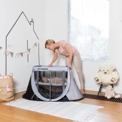 AeroMoov Instant Travel Cot Reisbed - Grey Rock 37 AeroMoov Instant Travel Cot Reisbed - Grey Rock -Babyproducten 1200x1200 1621