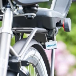 Qibbel 6+ Junior Fietsstoeltje Achter - Zwart Met Bruin Kussentje -Babyproducten 1200x1200 1671