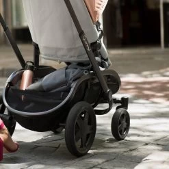 Quinny Hubb Mono Kinderwagen - Graphite On Grey -Babyproducten 1200x1200 2101