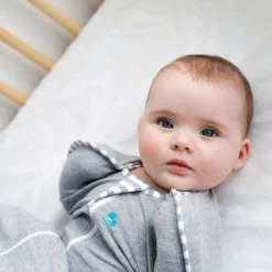 Love To Dream™ Babyslaapzak Swaddle Up™ - Inbakeren - Baby 0-2 Maanden - 2.2-3.8 Kg - All Season - Grijs -Babyproducten 1200x1200 2518