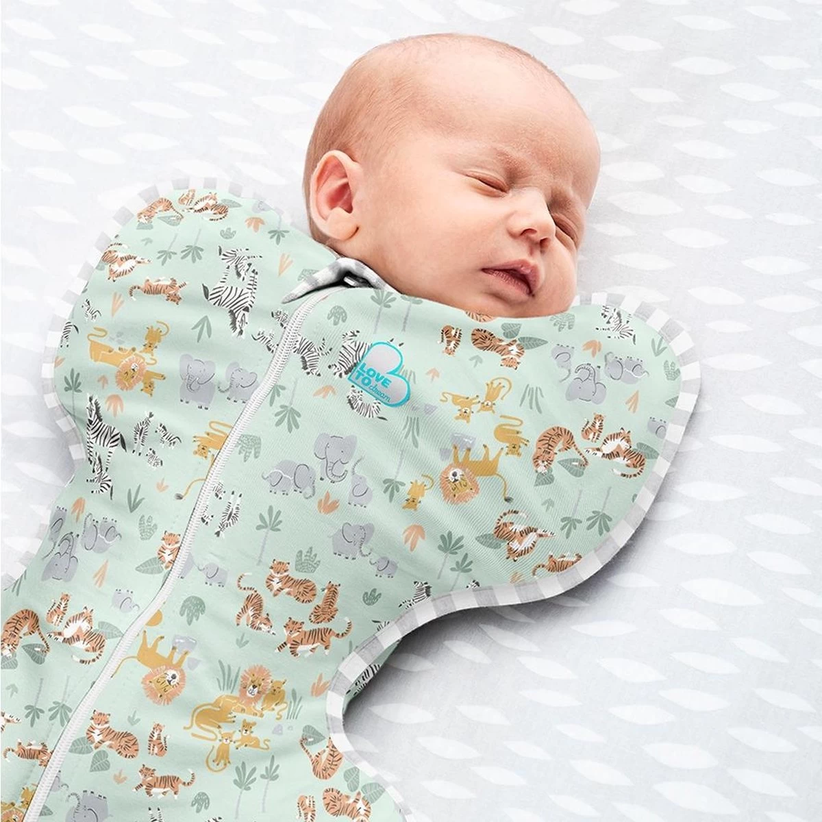 Love To Dream™ Babyslaapzak Swaddle Up™ - Inbakeren - Baby 0-3 Maanden - 3.5-6 Kg - All Season - Safari 5 Love To Dream™ Babyslaapzak Swaddle Up™ - Inbakeren - Baby 0-3 Maanden - 3.5-6 Kg - All Season - Safari - Afbeelding 3