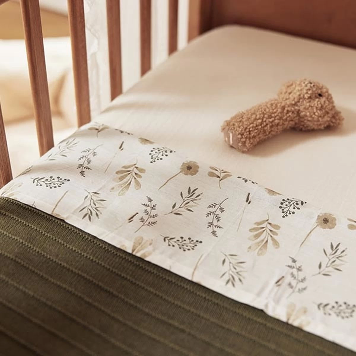 Jollein Baby Laken Wieg 75x100cm - Wild Flowers 12 Jollein Baby Laken Wieg 75x100cm - Wild Flowers - Afbeelding 10