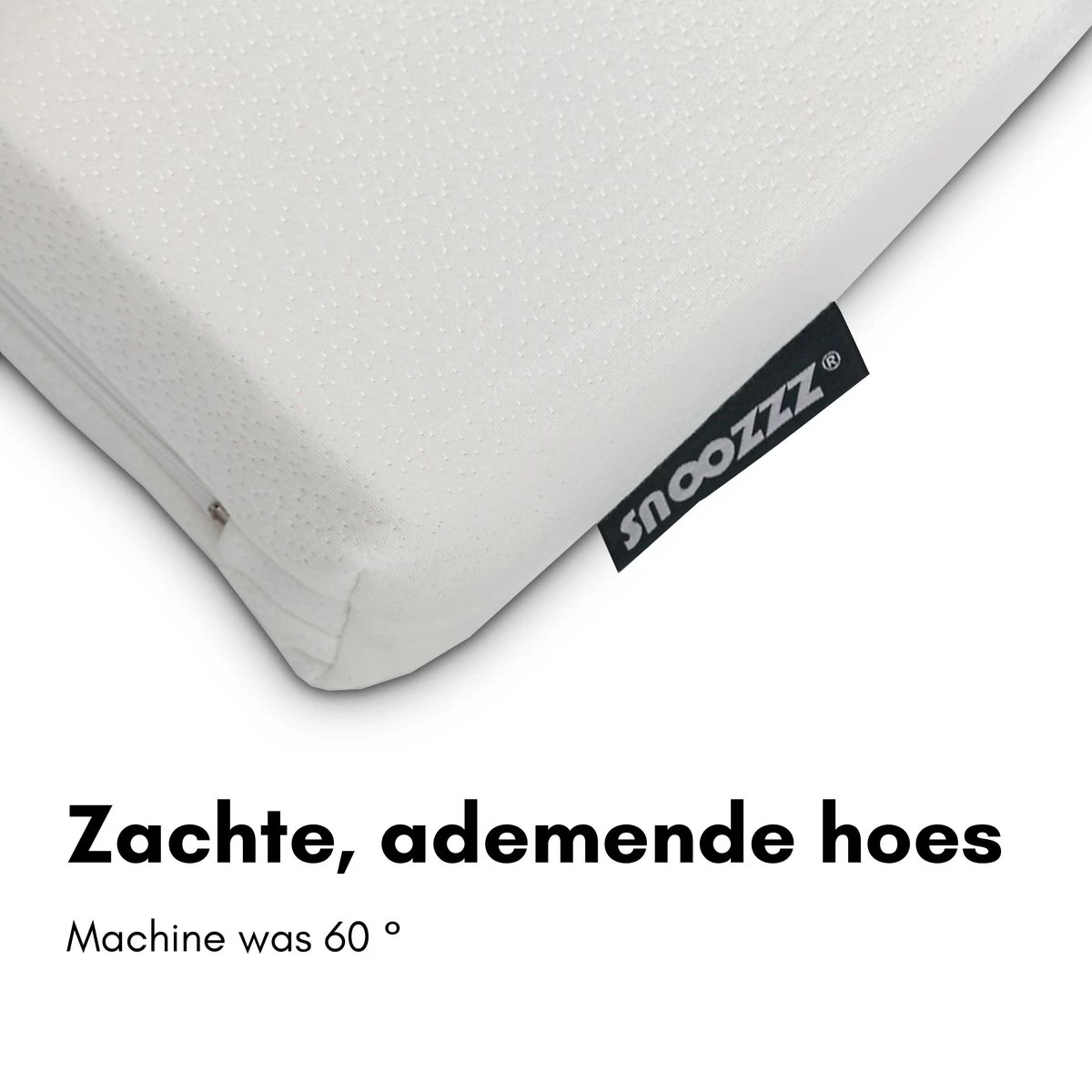 Snoozzz Reflux Kussen - Baby Hellend Kussen Voor Ledikant - Ventilerend - Met Wasbare Hoes - Wit 5 Snoozzz Reflux Kussen - Baby Hellend Kussen Voor Ledikant - Ventilerend - Met Wasbare Hoes - Wit - Afbeelding 3