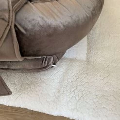 Wazzhappening - Babynestje - Velvet - Taupe - Strik - Handgemaakt - Luxury Velvet - Bruin/grijs -Babyproducten 1200x1200 2643