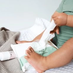 Naïf Plasticvrije Billendoekjes - Voordeelverpakking Box 8 Stuks - 54 Doekjes Per Pak - Met Natuurlijke Ingrediënten 14 Naïf Plasticvrije Billendoekjes - Voordeelverpakking Box 8 Stuks - 54 Doekjes Per Pak - Met Natuurlijke Ingrediënten -Babyproducten 1200x1200 2833