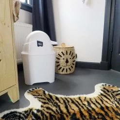 DiaperChamp One - Luieremmer - Verzorging - Luieremmers - White Black -Babyproducten 1200x1200 3458