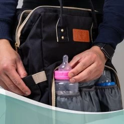 Luiertas Rugzak - Monx Luiertas Verzorgingstas Met Uitklapbaar Babybedje - Overzichtelijke Luierrugzak Extra Buggy En Kinderwagen Haken Inclusief Geïsoleerde Flessenhouder - Zwart 24 Luiertas Rugzak - Monx Luiertas Verzorgingstas Met Uitklapbaar Babybedje - Overzichtelijke Luierrugzak Extra Buggy En Kinderwagen Haken Inclusief Geïsoleerde Flessenhouder - Zwart -Babyproducten 1200x1200 563