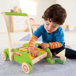 Hape Loopwagen Blokkenkar - Speelgoed 1 Jaar -Babyproducten 1200x1200 75