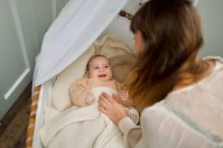 Wiegdeken Wol - Pure Baby Love - Wafel Off White -Babyproducten 1200x798 22