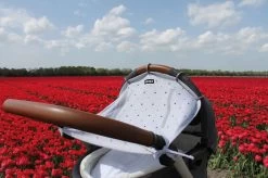 Dooky Universal Cover Zonnescherm Kinderwagen - Light Grey Crowns -Babyproducten 1200x799 32