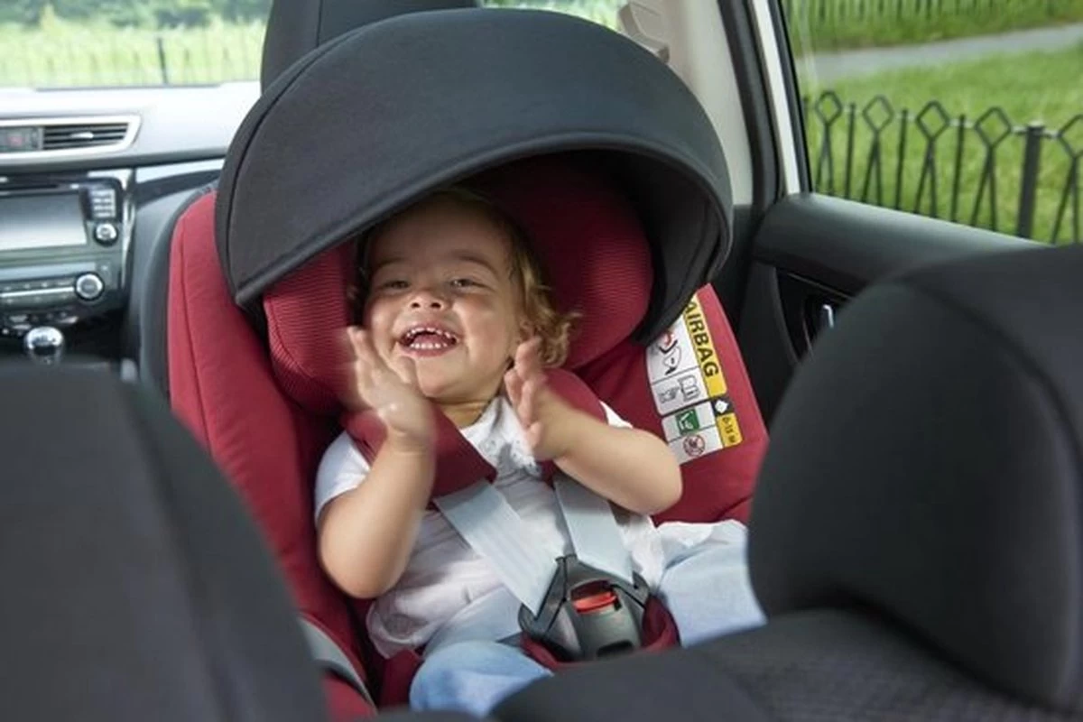 Maxi-Cosi Groep 1 Autostoel - Zonnekap - Zwart 4 Maxi-Cosi Groep 1 Autostoel - Zonnekap - Zwart - Afbeelding 2