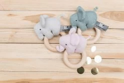 Baby's Only Houten Baby Rammelaar Olifant Gebreid - Classic Roze - Baby Cadeau -Babyproducten 1200x800 25