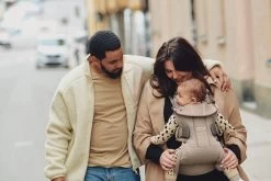 BabyBjörn Draagzak One Air - 3D Mesh - Grijs-beige -Babyproducten 1200x800 260