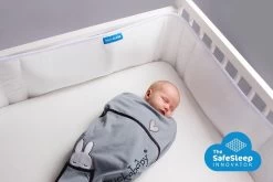 AeroSleep® Bedomrander - Wit -Babyproducten 1200x800 415
