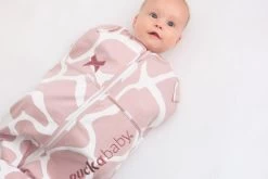 Puckababy Inbakerslaapzak Original Mini 3-6 Maanden - Giraph Candy -Babyproducten 1200x800 542