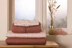 Little Dutch Ledikantdeken Little Pink Flowers 9 Little Dutch Ledikantdeken Little Pink Flowers -Babyproducten 1200x800 589