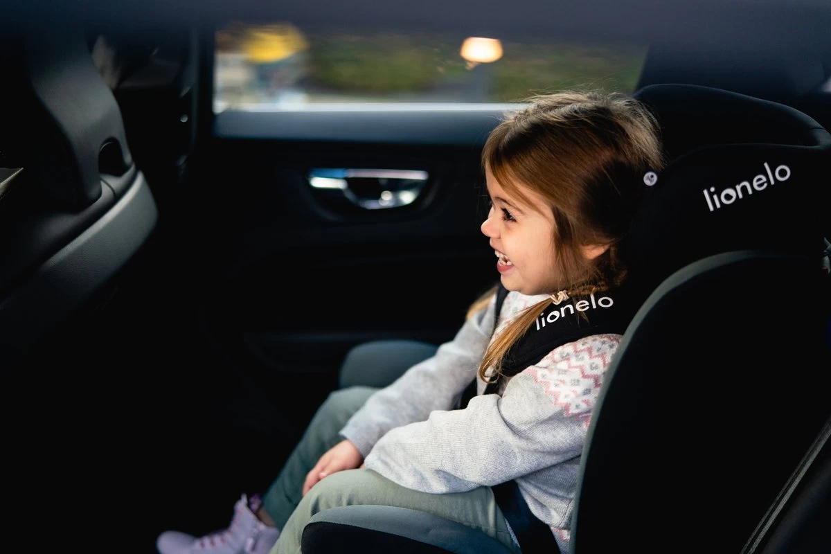 Lionelo Bastiaan - Autostoel - 360° Draaibaar - ISOFIX 9 Lionelo Bastiaan - Autostoel - 360° Draaibaar - ISOFIX - Afbeelding 7