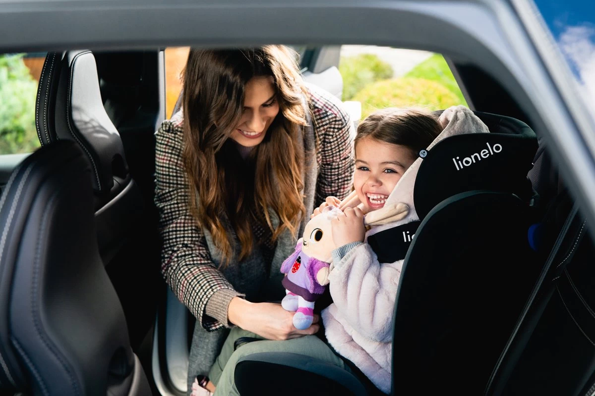 Lionelo Bastiaan - Autostoel - 360° Draaibaar - ISOFIX 16 Lionelo Bastiaan - Autostoel - 360° Draaibaar - ISOFIX - Afbeelding 14