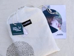 Cuddie Baby Draagdoek - Premium Organic Baby Draagdoek Gemaakt Van Bio Katoen - Newborns Tot 15 Kg - Baby Cadeau - Met Wenskaart - Zwart -Babyproducten 1200x901 4