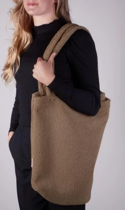 Studio Noos - Luiertas Mom-bag Chunky Teddy -Babyproducten 715x1200