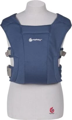 Ergobaby - Embrace - Draagzak Baby - Soft Blue - Ergonomisch Vanaf Geboorte -Babyproducten 725x1200 1