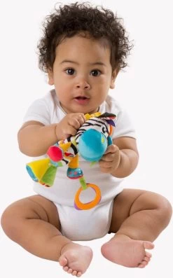 Playgro Zoe Zebra Hangspeeltje P0186979 -Babyproducten 747x1200