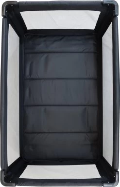 Deryan Luxe Campingbed Compleet - 120x60cm - Bodemverhoger - Verschoonblad - Opbergmand - Grijs -Babyproducten 774x1200 1