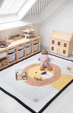 Love By Lily - Groot Speelkleed - Mr. Chairman Lion - 200x150cm -Babyproducten 780x1200