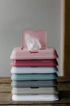 Funkybox - Billendoekjes Doosje - To Go - Grey - Little Stars 24 Funkybox - Billendoekjes Doosje - To Go - Grey - Little Stars -Babyproducten 799x1200 135