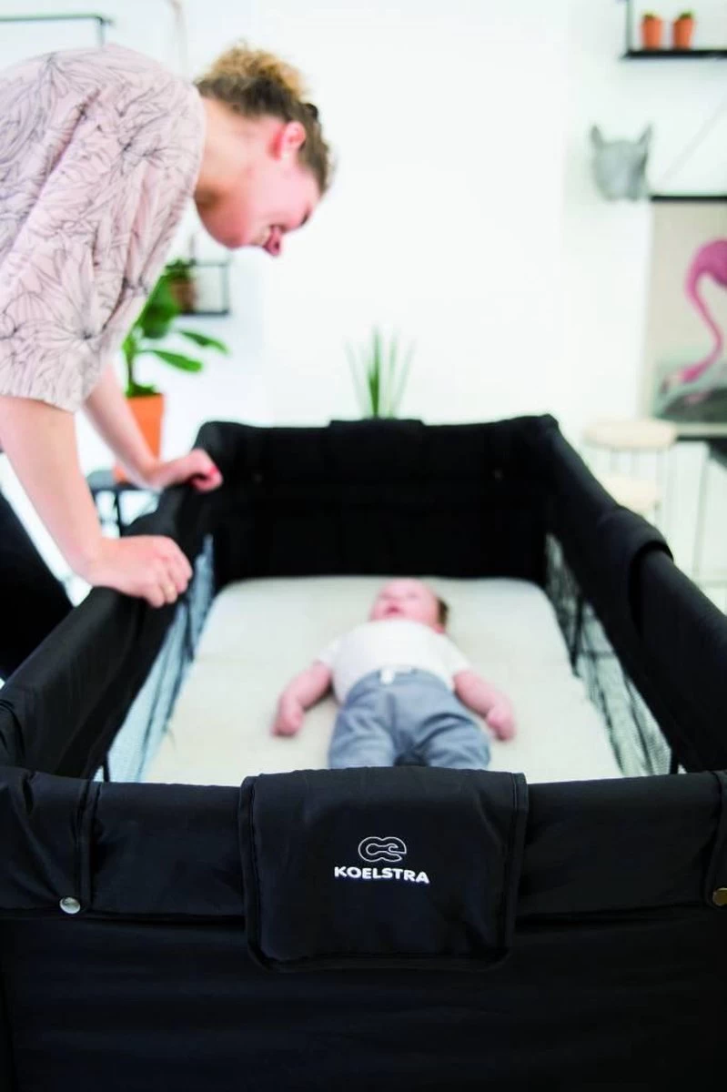 Koelstra Travelsleeper Campingbedje - Met Verhoger - Zwart 5 Koelstra Travelsleeper Campingbedje - Met Verhoger - Zwart - Afbeelding 3