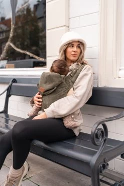 ByKay - Draagzak - Click Carrier Classic - Moss Green -Babyproducten 799x1200 59