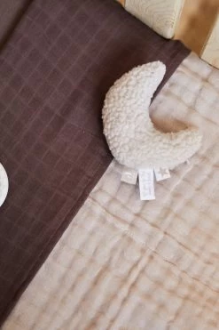 Jollein Rammelaar Moon - Nougat -Babyproducten 799x1200 7