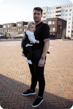 Deryan Pack Luxe Ergonomische Draagzak - Babydrager + Opbergvakjes - Zwart -Babyproducten 800x1200 126