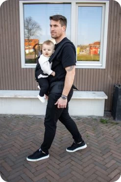 Deryan Pack Luxe Ergonomische Draagzak - Babydrager + Opbergvakjes - Zwart -Babyproducten 800x1200 127