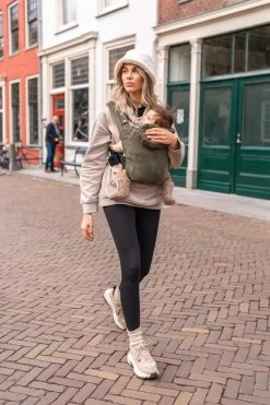 ByKay - Draagzak - Click Carrier Classic - Moss Green -Babyproducten 800x1200 151