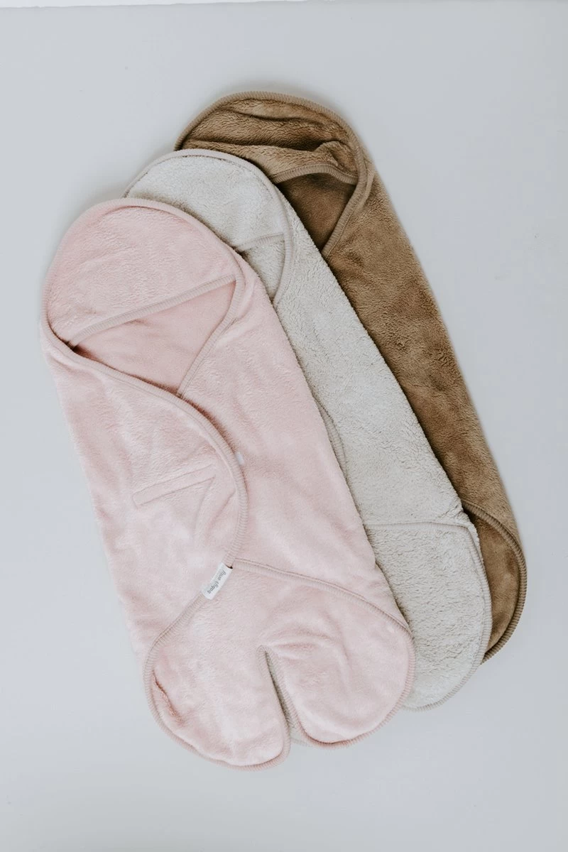 Baby's Only Wikkeldeken - Omslagdoek Baby Cozy - Warm Linen - Met Voetjes - Geschikt Voor Drie- En Vijfpuntsgordel - Extra Zacht 8 Baby's Only Wikkeldeken - Omslagdoek Baby Cozy - Warm Linen - Met Voetjes - Geschikt Voor Drie- En Vijfpuntsgordel - Extra Zacht - Afbeelding 6