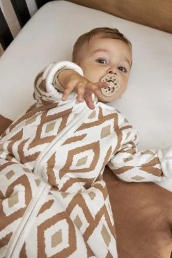 Meyco Ikat/Uni Wieglaken - 2-pack - Sand/toffee - 75x100cm -Babyproducten 800x1200 424