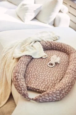 Jollein Babynest Meadow 90x52cm - Chestnut 16 Jollein Babynest Meadow 90x52cm - Chestnut -Babyproducten 800x1200 459
