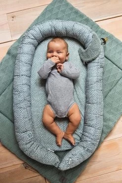 Jollein Babynest Snake 90x52cm - Ash Green -Babyproducten 800x1200 469