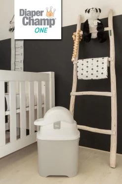 DiaperChamp ONE - Soft Silver - Standaard Luieremmer -Babyproducten 800x1200 514
