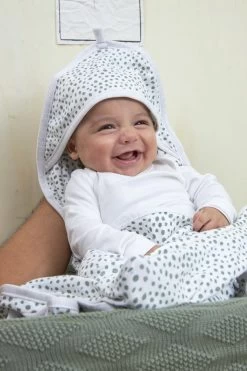 Meyco Badcape Basic Jersey/Cheetah 2-pack - Forest Green - 80x80cm -Babyproducten 800x1200 530