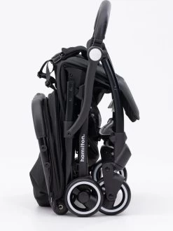 Hamilton By Yoop X1 Plus Kinderwagen - Buggy Met Monteerbare Wieg - Premium Stroller Met One Hand Folding Technologie - Nieuw, Hoger, Uitgebreider 2023 Model - Zwart - Licht, Verstelbaar, Wendbaar En Geschikt Van 0 Maanden Tot 4 Jaar -Babyproducten 902x1200 1