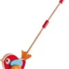 Hape Lilly Musical Stokroller Rood 56 Cm 2 Hape Lilly Musical Stokroller Rood 56 Cm -Babyproducten 966x1200 1